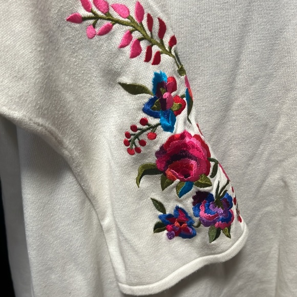 Linea by Louis Dell’olio Embroidered Turtleneck Sweater - Picture 2 of 7